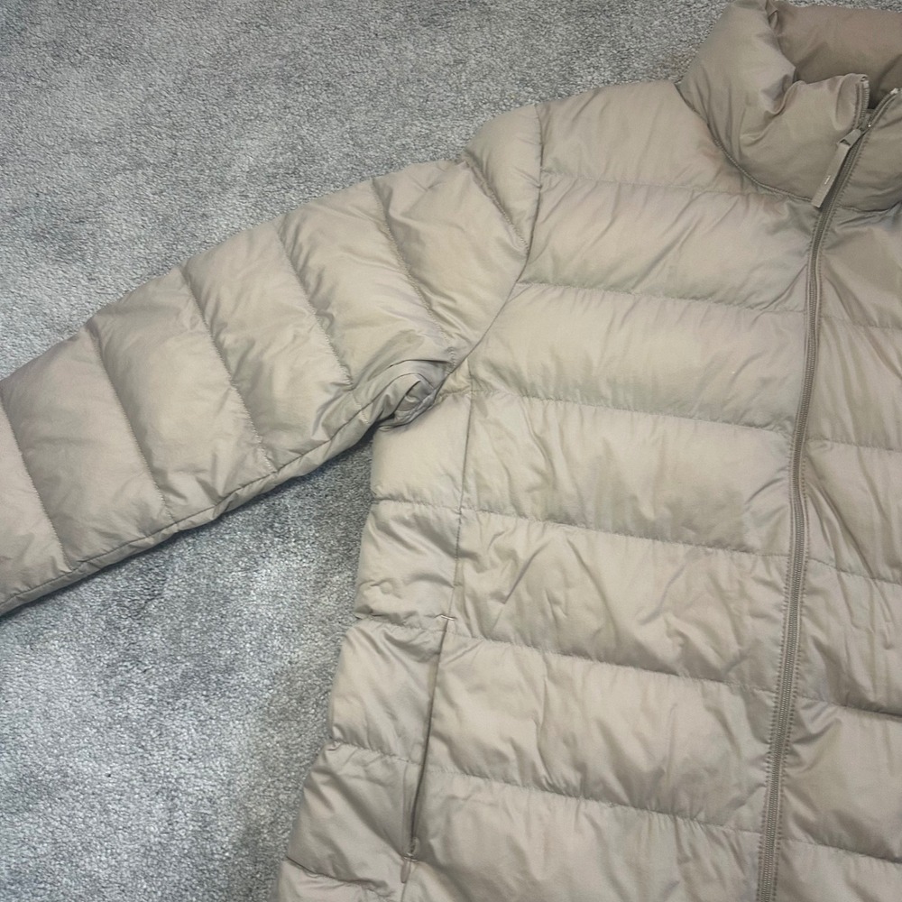 Uniqlo Ultra Light Down Jacket Womens XL Tan Beige Puffer Full Zip 442732 - Picture 3 of 11
